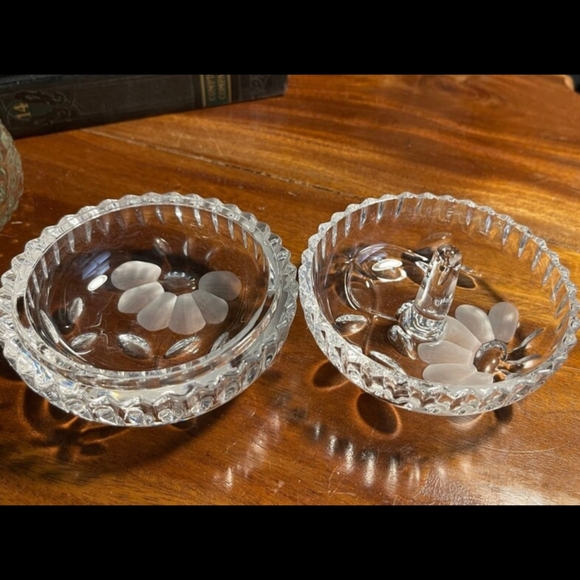 Vintage Princess House Lead Crystal 2 Pc Ring Dish in Heritage Floral Pattern - Picture 6 of 7